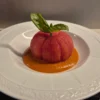 Tomate relleno de mousse de ventresca
